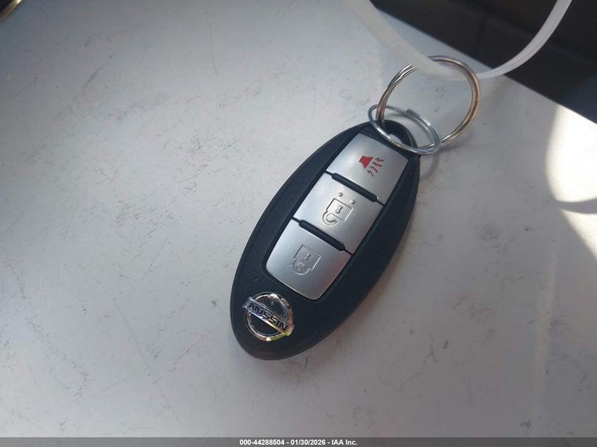 VIN 3N1CP5CU2KL543203 2019 NISSAN KICKS S