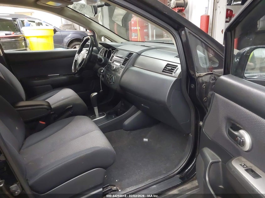 2009 Nissan Versa 1.8Sl