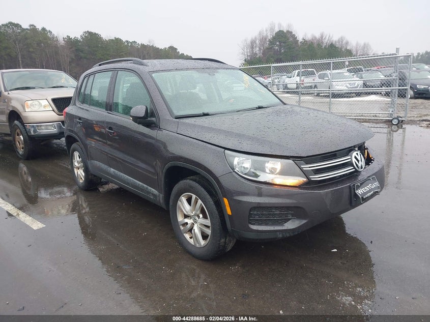 2016 Volkswagen Tiguan S