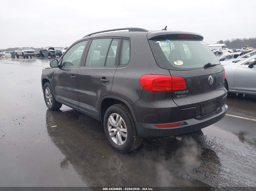 2016 Volkswagen Tiguan S