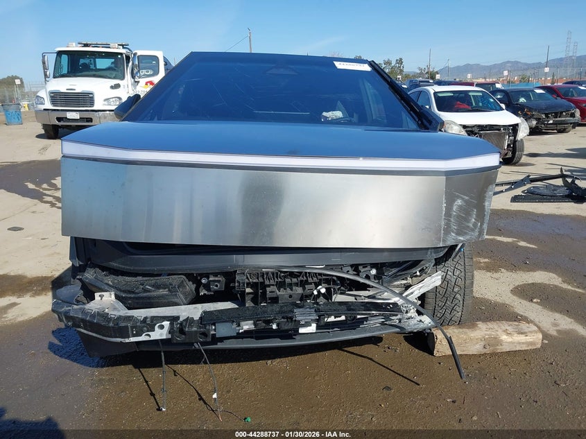 2025 Tesla Cybertruck All-Wheel Drive VIN: 7G2CEHED0SA059251 Lot: 44288737