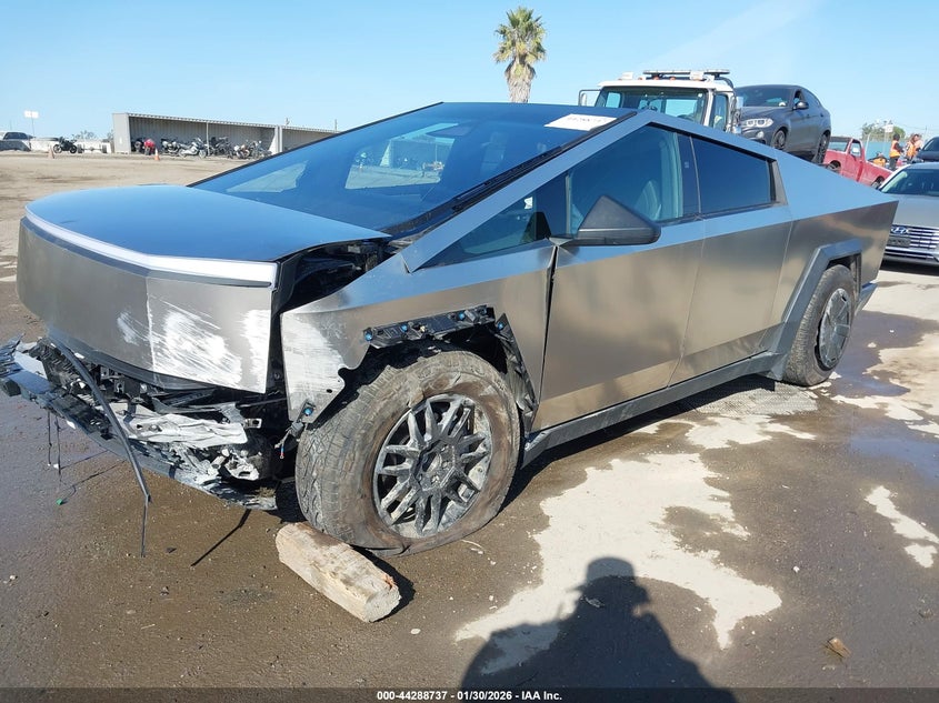 Vin: 7g2cehed0sa059251, lot: 44785073, tesla cybertruck all-wheel drive 20252
