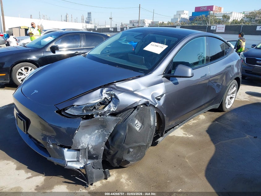 AtlanticExpress - Tesla Model Y
