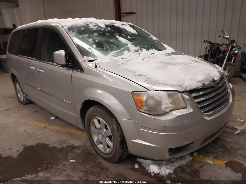 2010 Chrysler Town & Country Touring