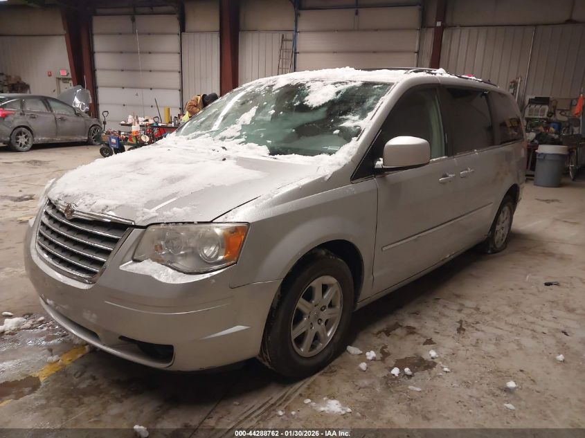 2010 Chrysler Town & Country Touring