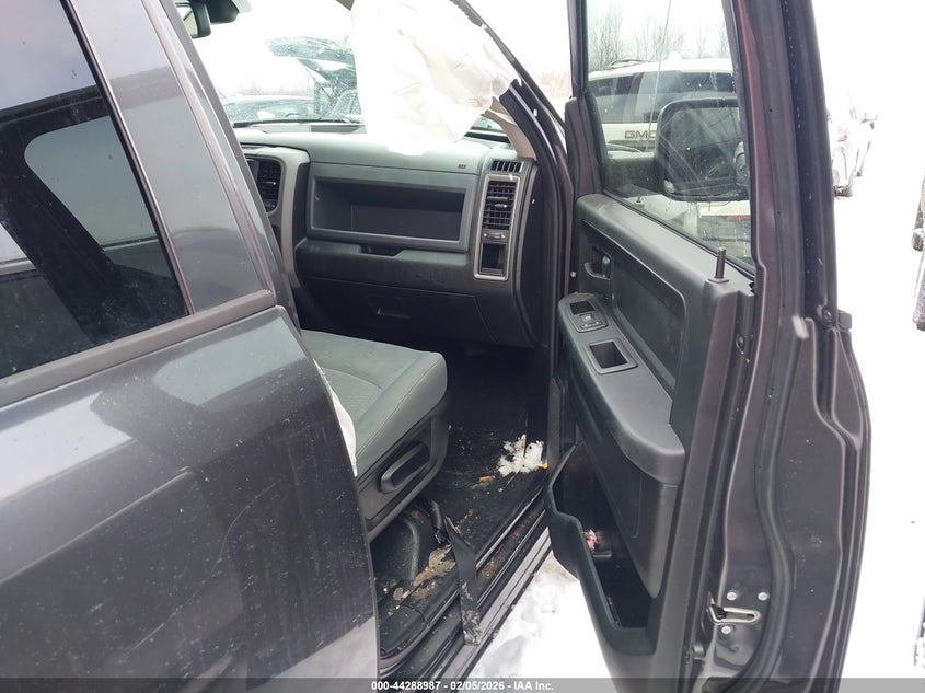 2019 Ram 1500 Classic Tradesman 4X4 5'7 Box