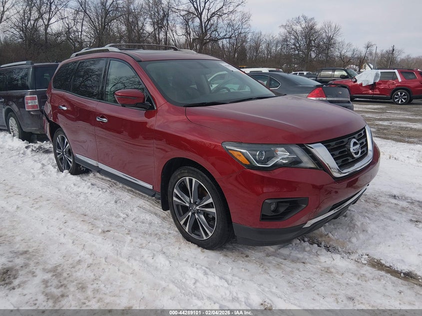 2018 Nissan Pathfinder Platinum