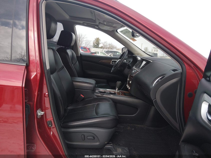 2018 Nissan Pathfinder Platinum