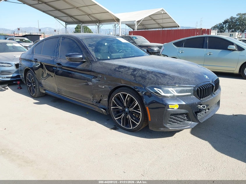 2022 BMW 530E