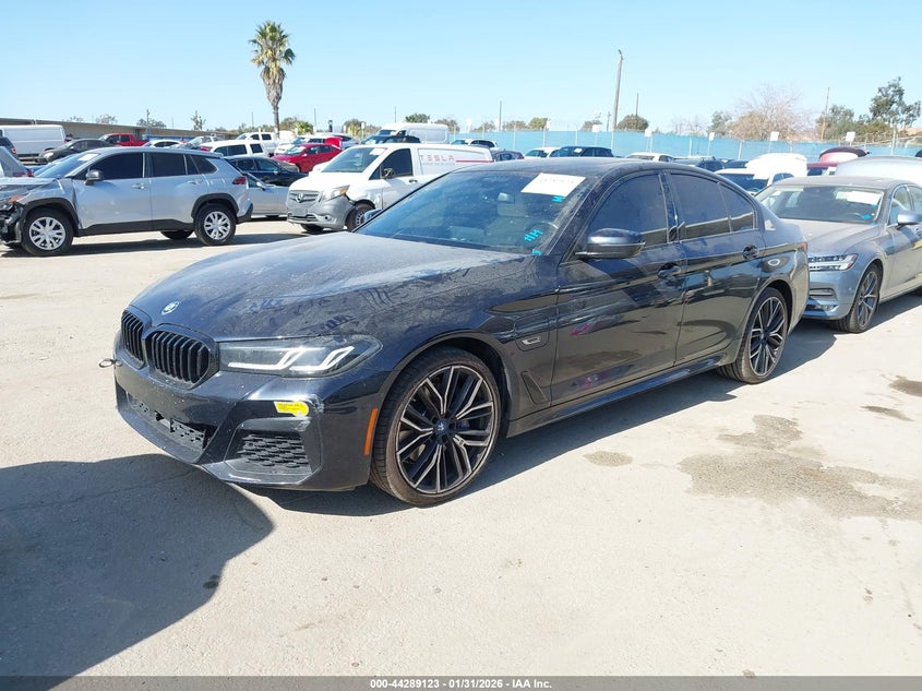 2022 BMW 530E