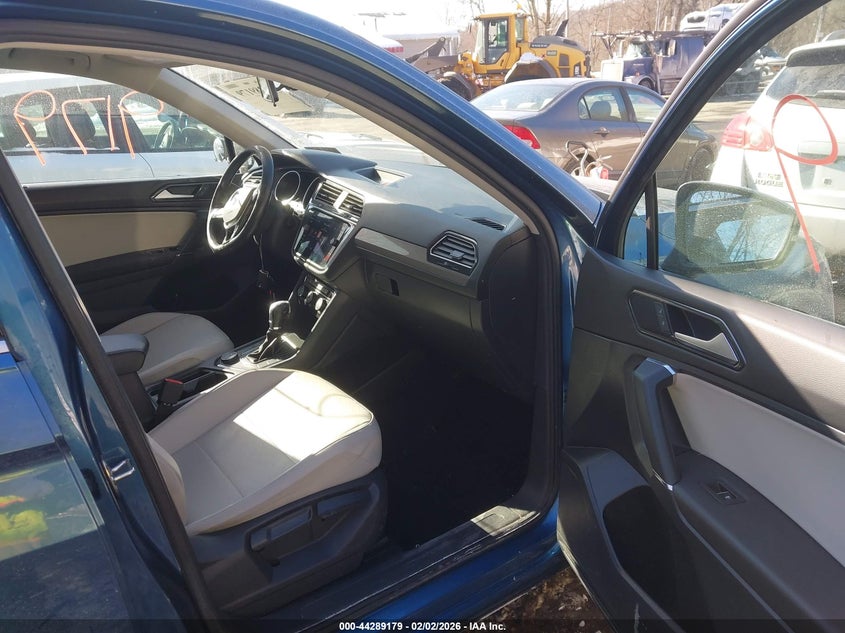 2018 Volkswagen Tiguan 2.0T Se/2.0T Sel