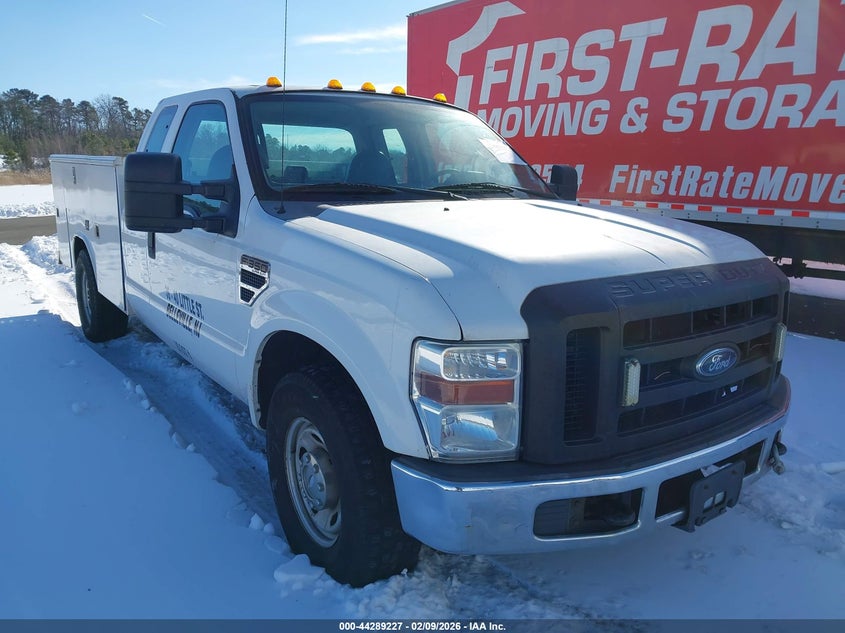 2010 Ford F-350 Chassis Lariat/Xl/Xlt