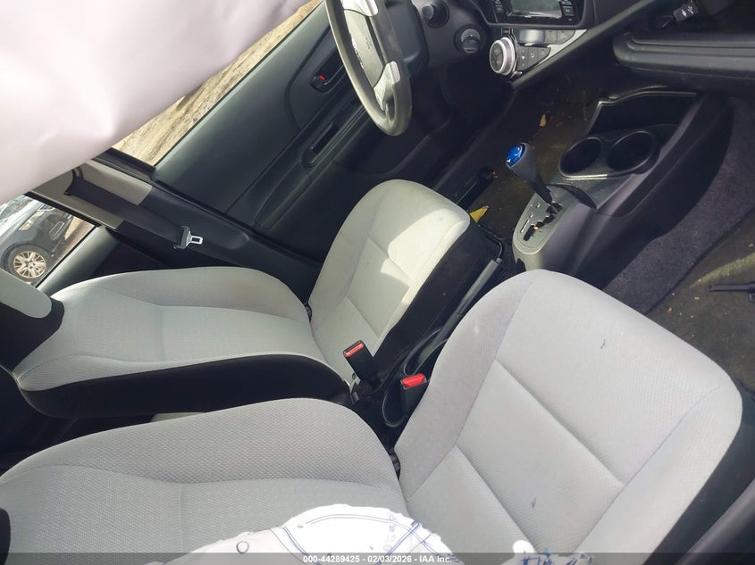 2015 Toyota Prius C One