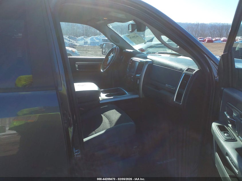 2017 Ram 1500 Big Horn 4X4 6'4 Box