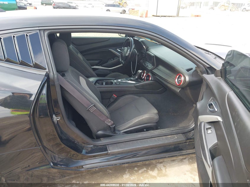 2017 Chevrolet Camaro 1Lt