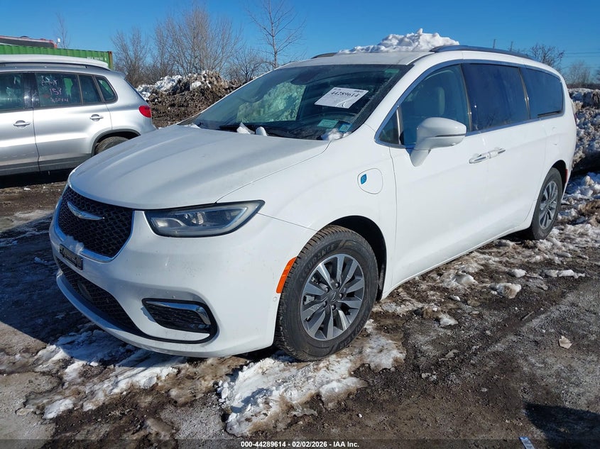 2021 Chrysler Pacifica Hybrid Touring L