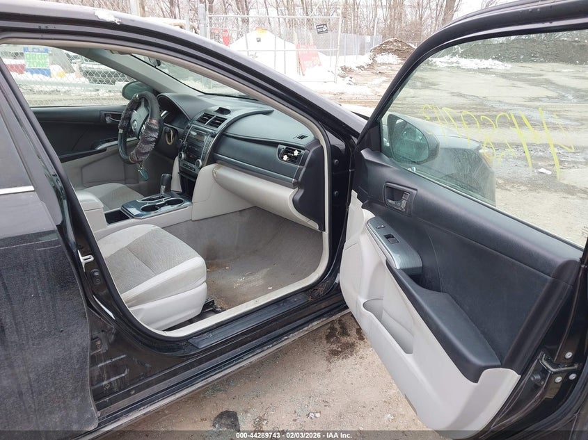 2012 Toyota Camry Hybrid Le