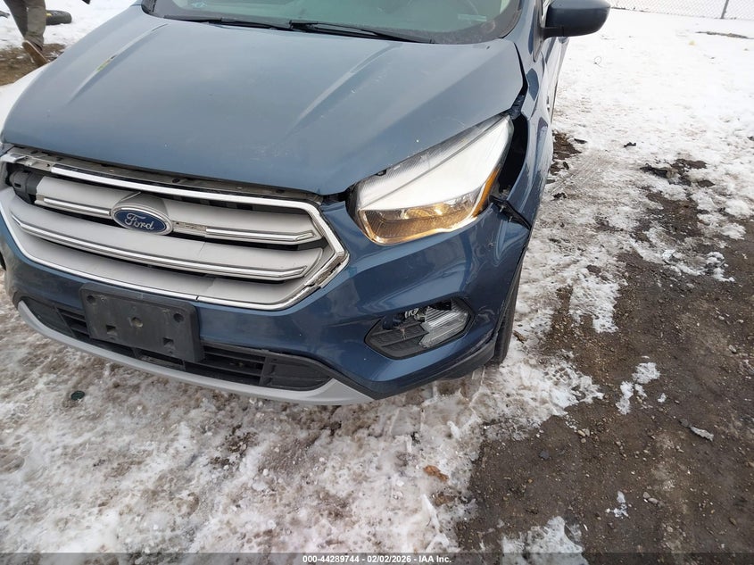 AtlanticExpress - Ford Escape