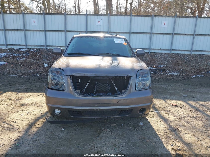 2011 GMC Yukon Xl 1500 Denali VIN: 1GKS2MEFXBR289379 Lot: 44289780