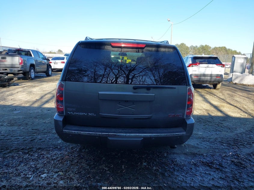 2011 GMC Yukon Xl 1500 Denali VIN: 1GKS2MEFXBR289379 Lot: 44289780