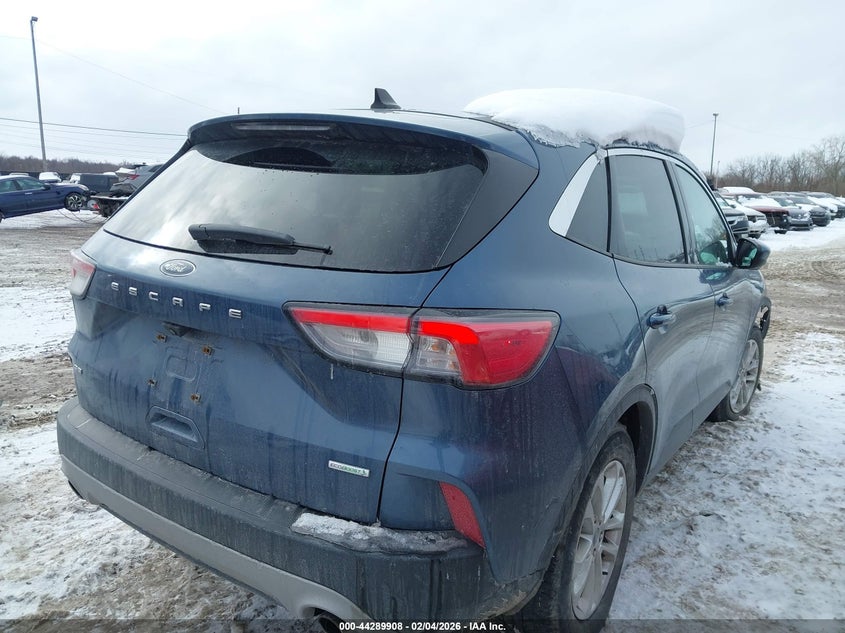 2020 Ford Escape Se