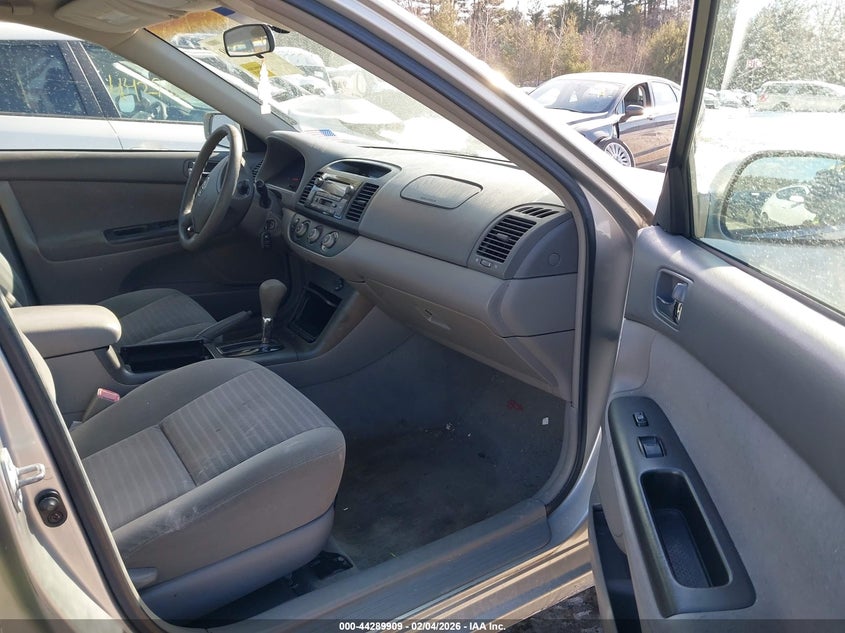 2005 Toyota Camry Le