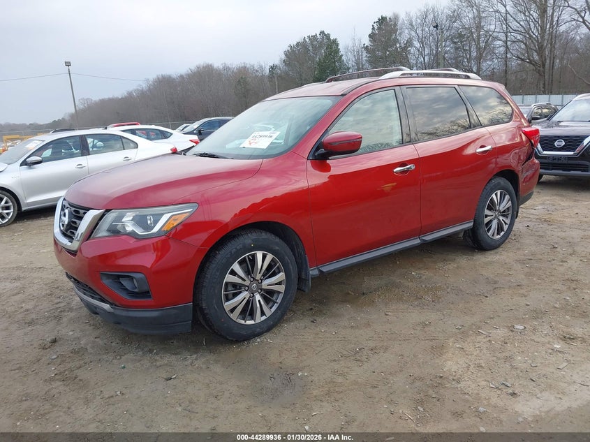 2017 Nissan Pathfinder Sv
