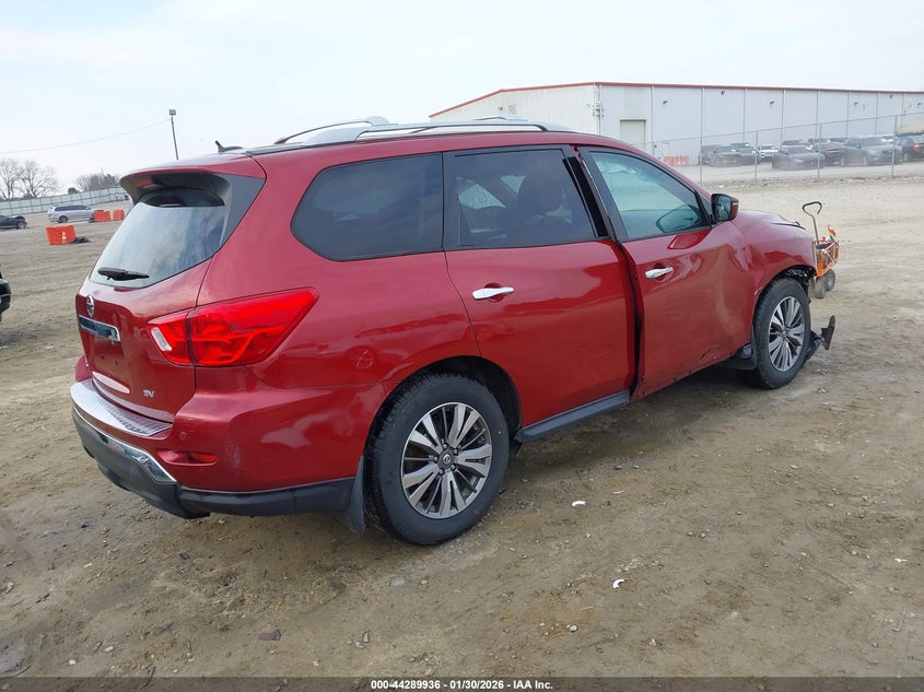 2017 Nissan Pathfinder Sv