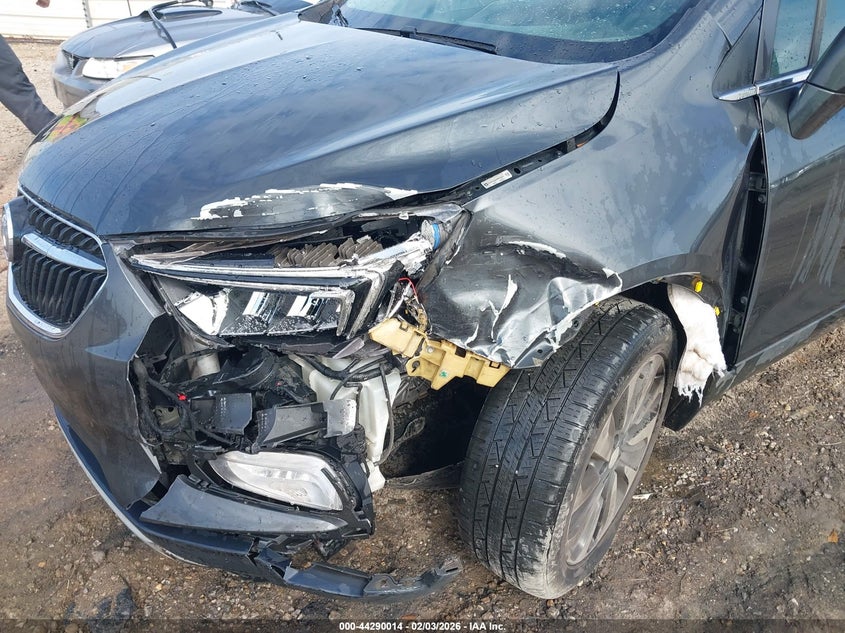 2018 Buick Encore Essence VIN: KL4CJCSB5JB531933 Lot: 44290014