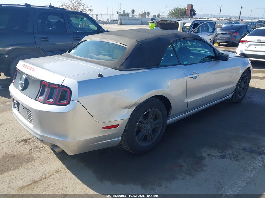 2014 Ford Mustang V6