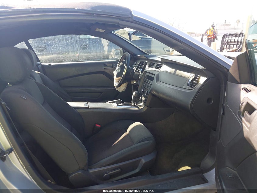 2014 Ford Mustang V6