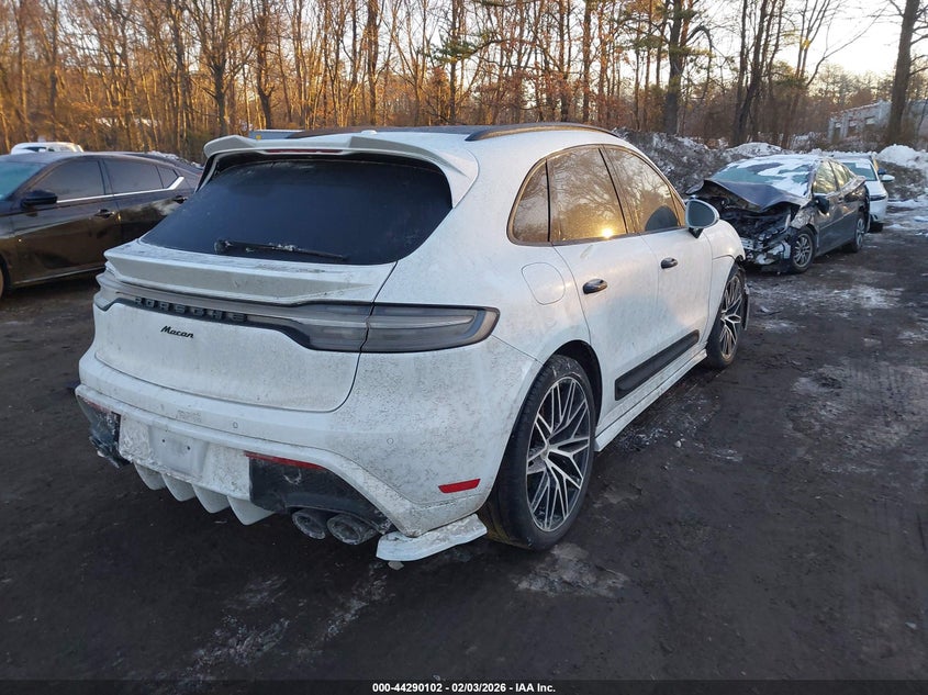 2023 Porsche Macan T