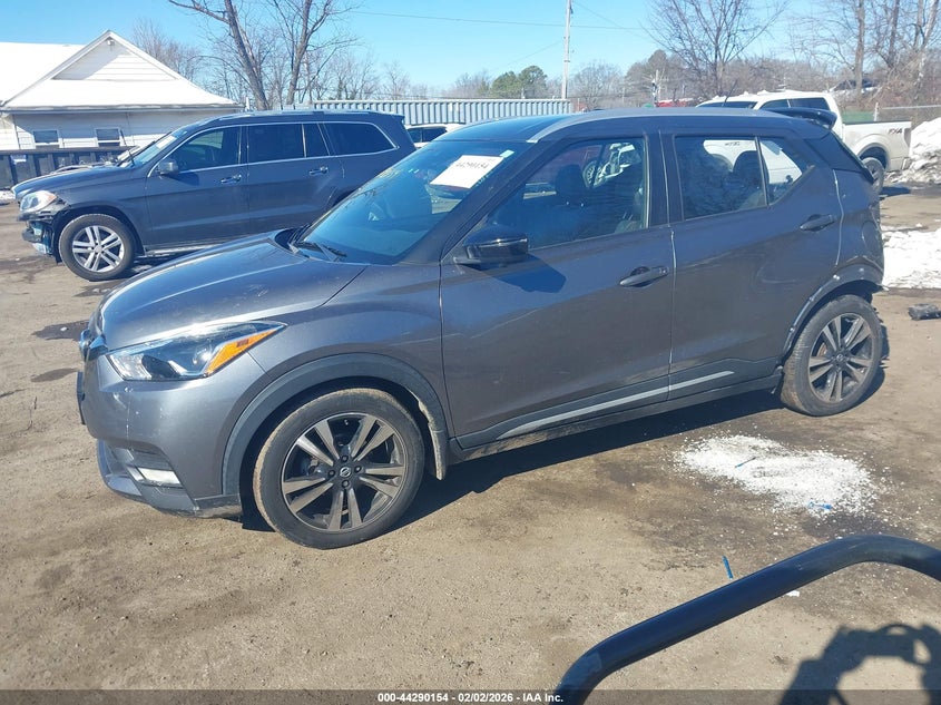 2020 Nissan Kicks Sr Xtronic Cvt