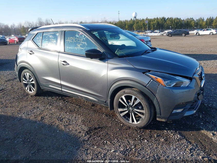 2020 Nissan Kicks Sr Xtronic Cvt