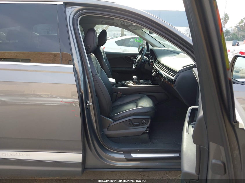 2017 Audi Q7 3.0T Premium