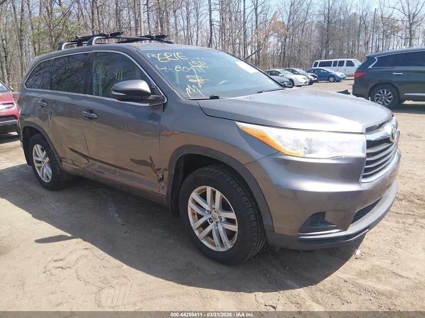 2014 Toyota Highlander Le V6