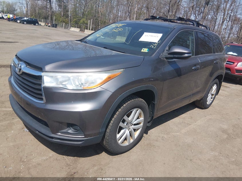 2014 Toyota Highlander Le V6