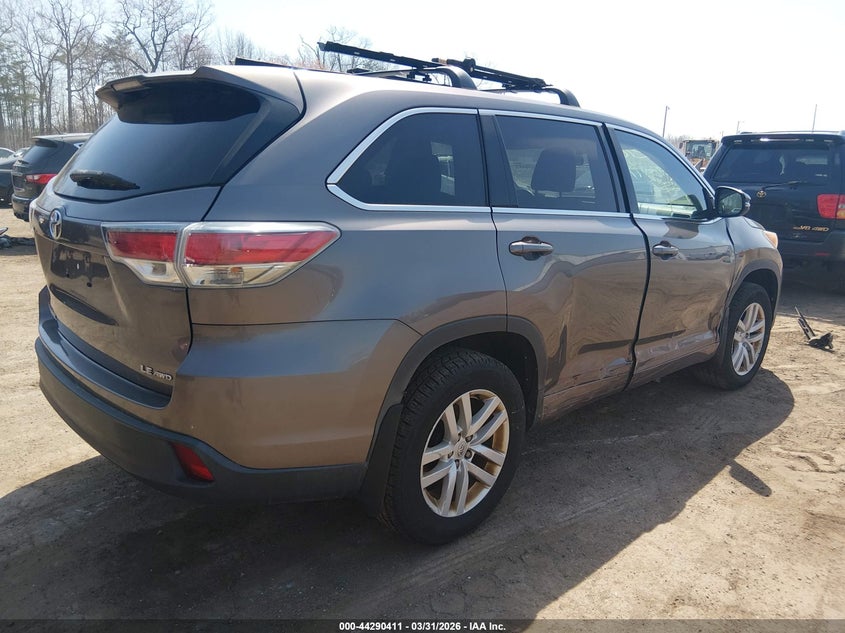 2014 Toyota Highlander Le V6