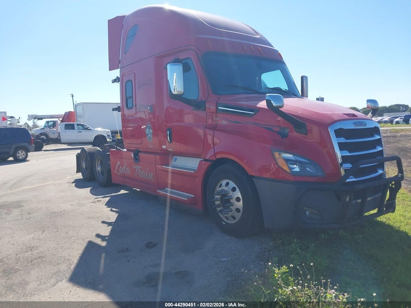 2018 Freightliner New Cascadia 126