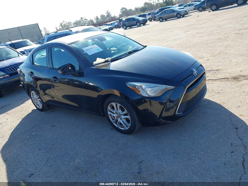 3MYDLBYV1HY175140 TOYOTA YARIS IA Photo 1