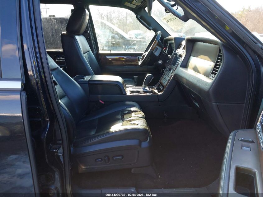 2013 Lincoln Navigator L