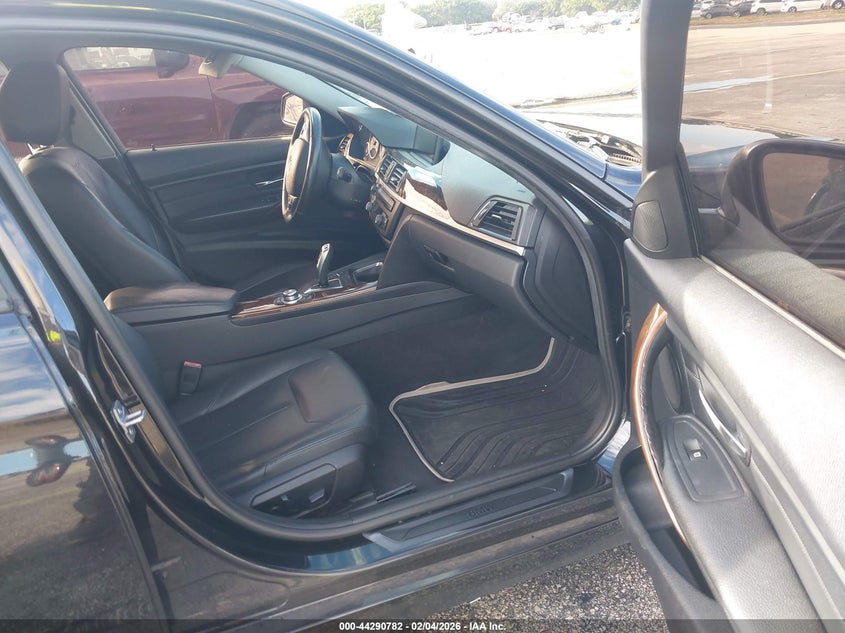 WBA3A5C52DF359896 2013 BMW 3er 2.0 328I black