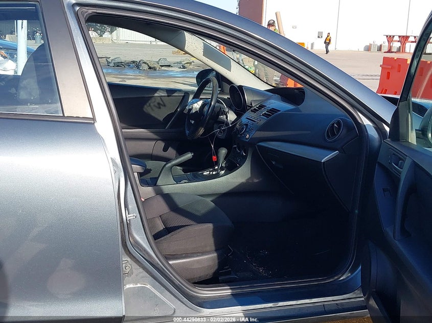 2013 Mazda Mazda3 I Sv