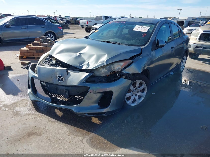 2013 Mazda Mazda3 I Sv
