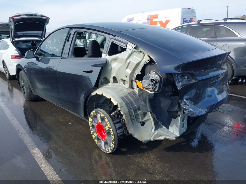 2025 Tesla Model Y Long Range Dual Motor All-Wheel Drive