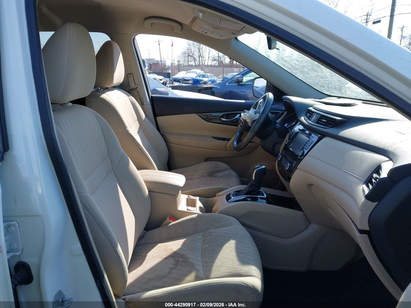 2017 Nissan Rogue Sv