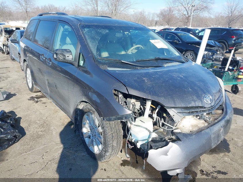 2012 Toyota Sienna Xle 7 Passenger