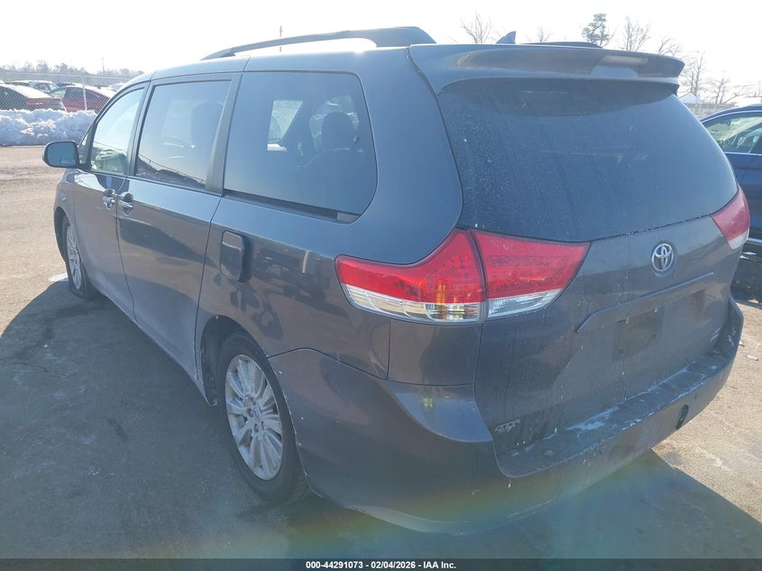 2012 Toyota Sienna Xle 7 Passenger
