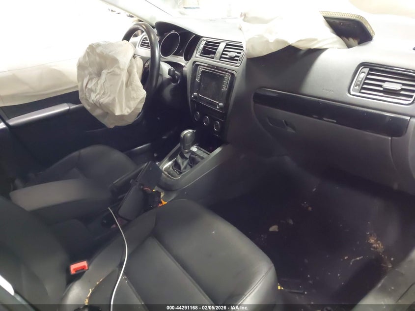 2017 Volkswagen Jetta 1.8T Sel/1.8T Sel Premium