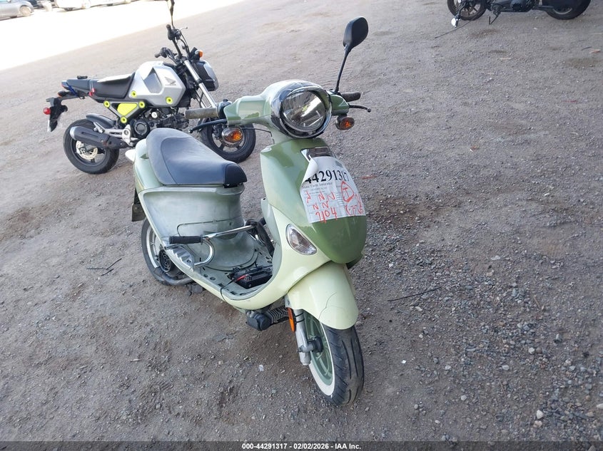 2022 GENUINE SCOOTER CO. BUDDY auction photo 1